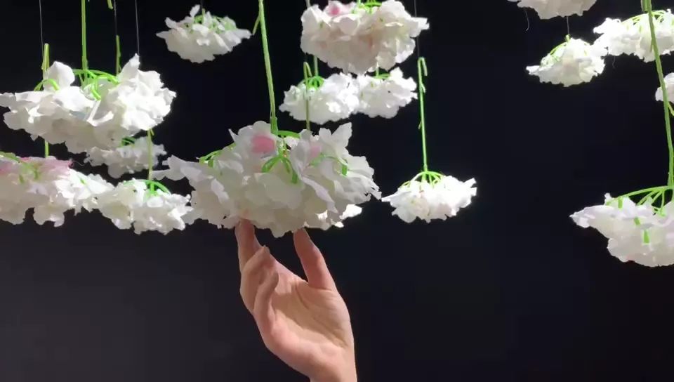 你相信有平行宇宙中的另一個(gè)你存在嗎？讓這個(gè)藝術(shù)主題展告訴你答案吧！