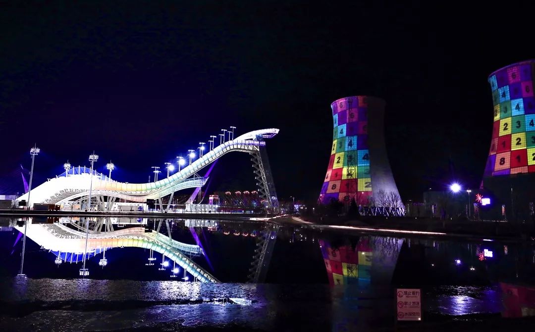 點(diǎn)亮高塔燈光秀，喜迎2022北京冬奧會(huì)