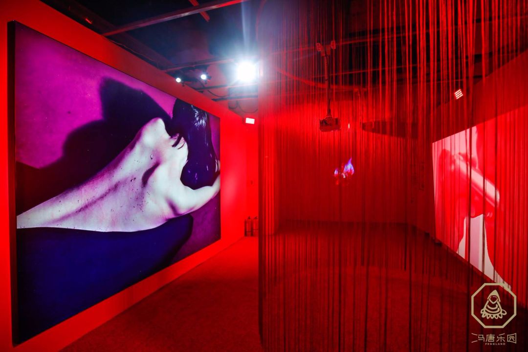 東方美學元素的霓虹廟宇，一場藝術展覽活動引你感受、直面和理解欲望