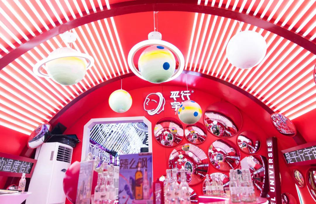 巨型瓶快閃店活動(dòng)策劃自帶氣場(chǎng)，顏值到口味都秒“鯊”你心