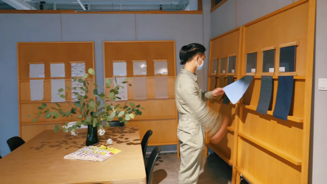 布料圖書館全新開放的展覽活動(dòng)策劃做到了與觀眾無阻隔的交流 - 第14張 - 會(huì)展活動(dòng)策劃CCASY.COM 布料圖書館全新開放的展覽活動(dòng)策劃做到了與觀眾無阻隔的交流 - 第14張